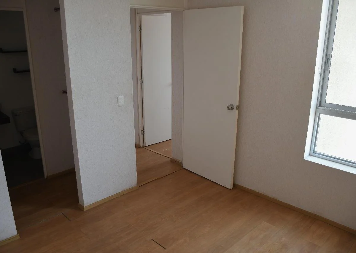 Departamento de Estreno en Urb. El Golf - Vista 8